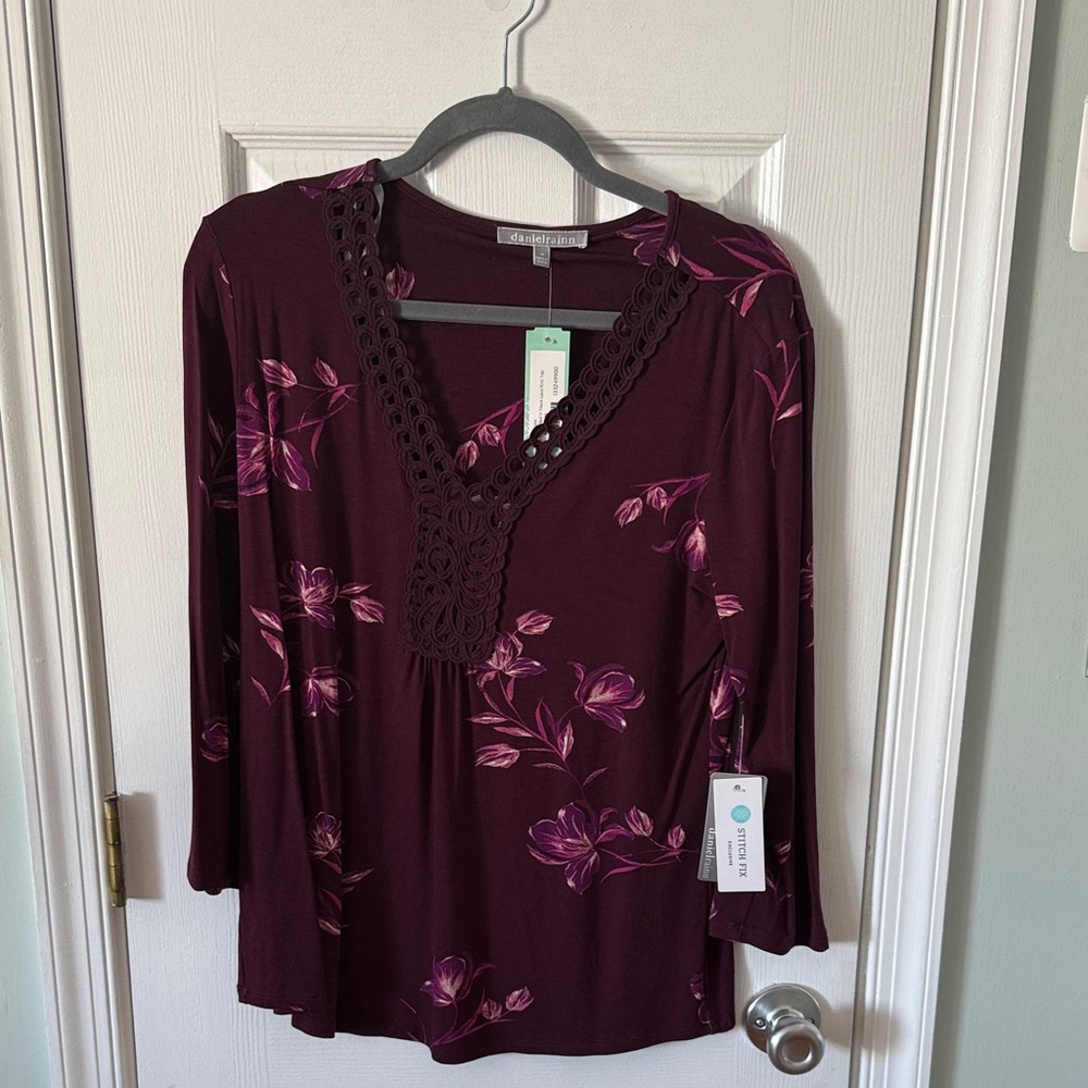 Croft & Barrow Women's Burgundy Floral Long Sleeve Top